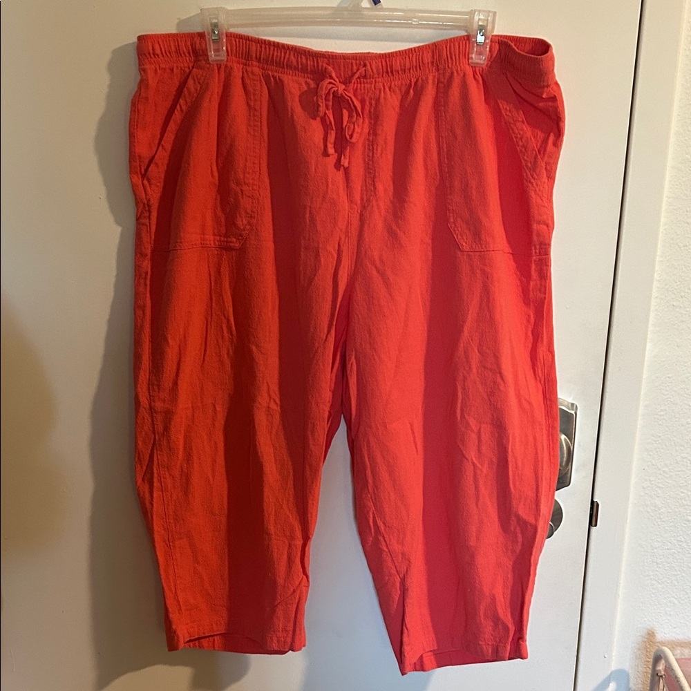 Drawstring capris